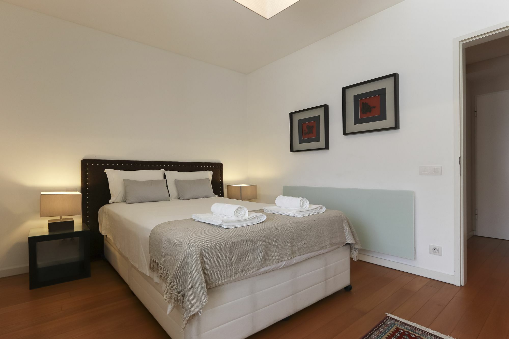 Downtown Chiado By Homing Apartment Lisabona Exterior foto